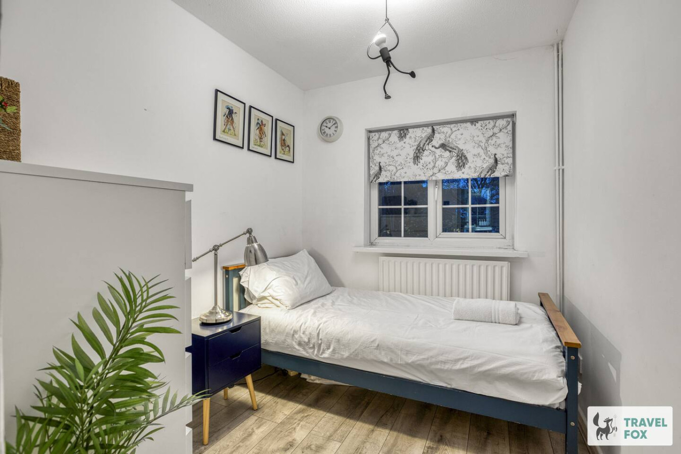 Borehamwood Stay with Free Parking! - Photo 5