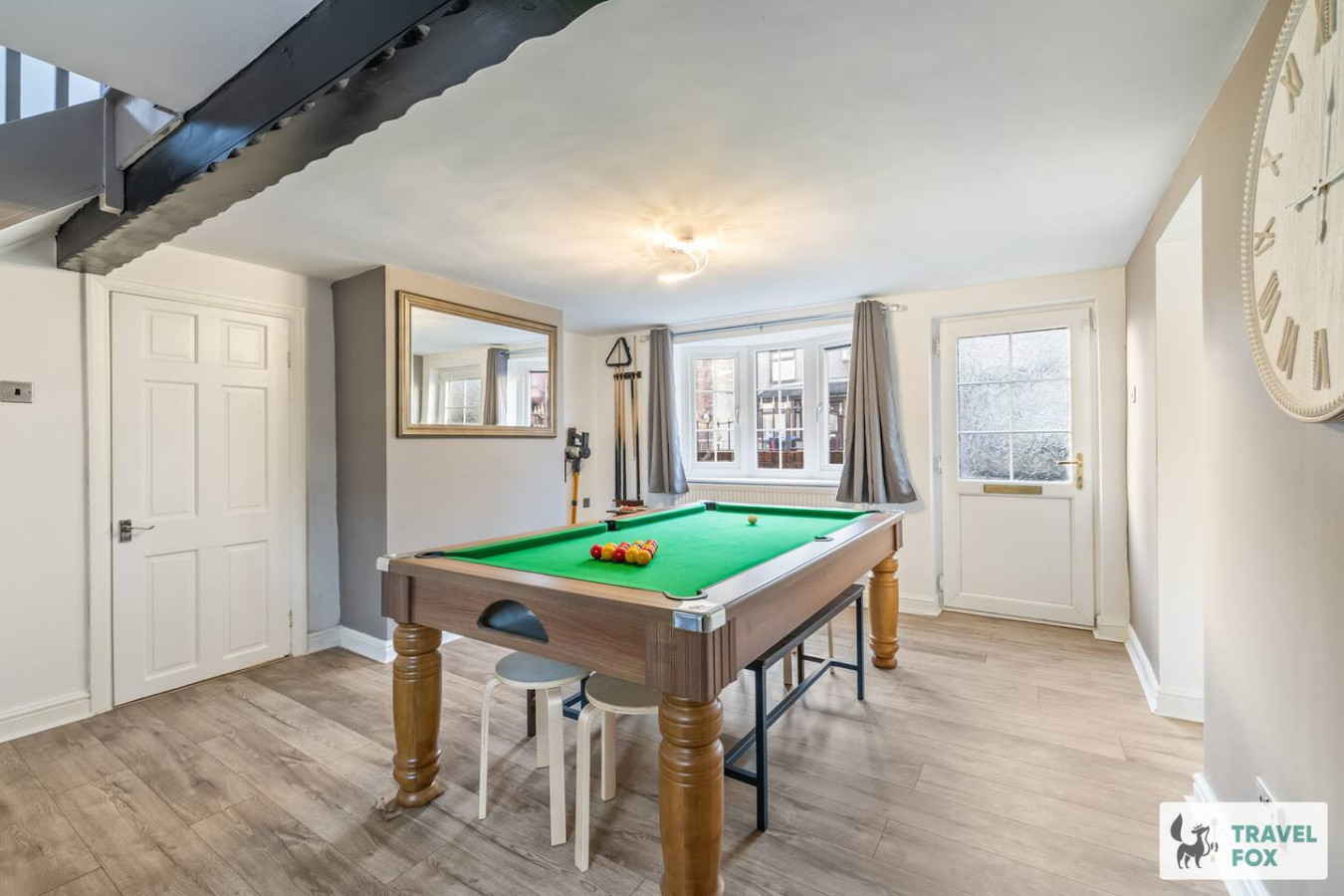Cheadle Cottage - Hot Tub and Pool Table! - Photo 4