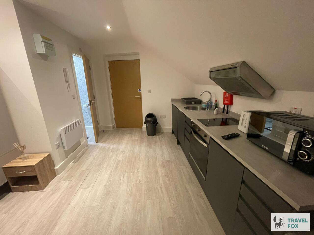 Dojo House Studio 40 - Photo 3