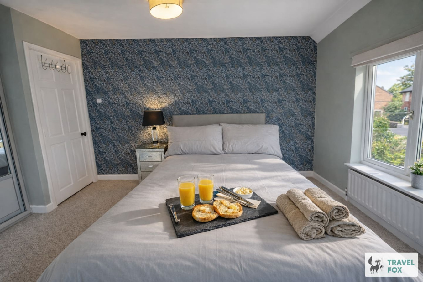 Smithy Bank Cottage - with free parking! - Photo 2