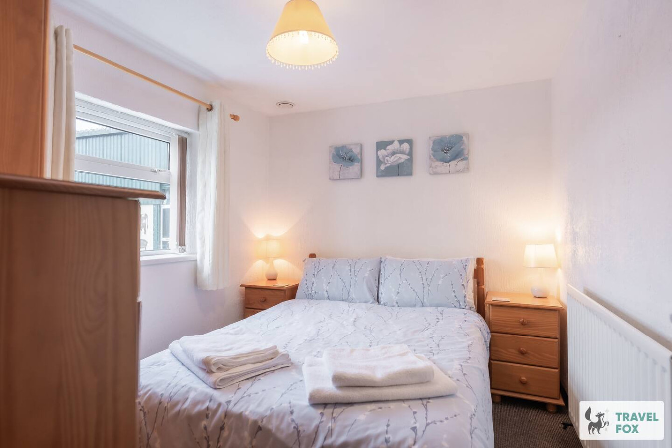 The Dairy - with pool table, play barn & more! - Photo 5