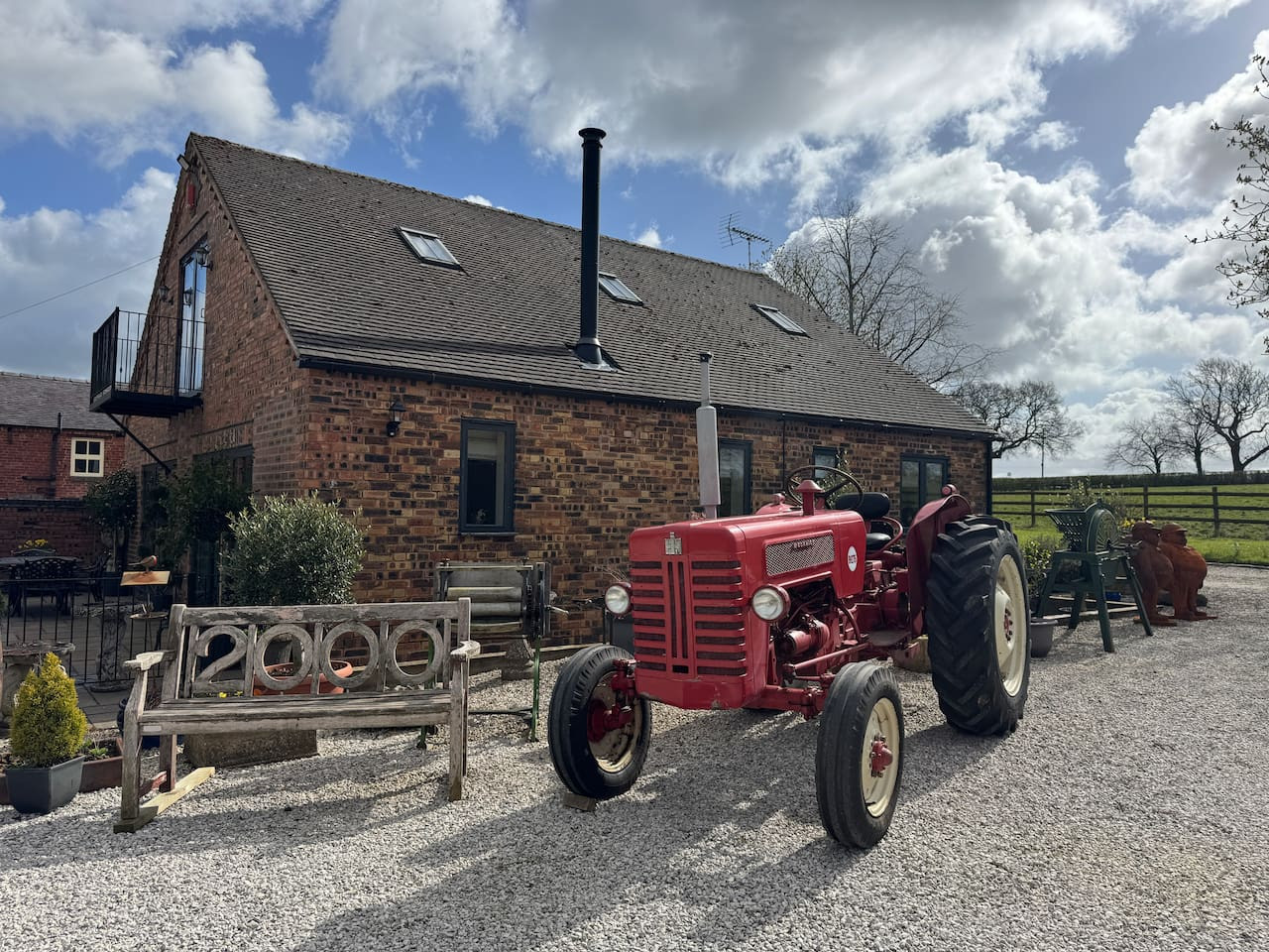 The Cowshed - Photo 2