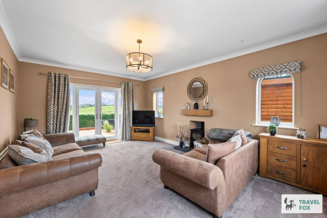 Greenways House - Parking, Pool Table and Garden! - Photo 3