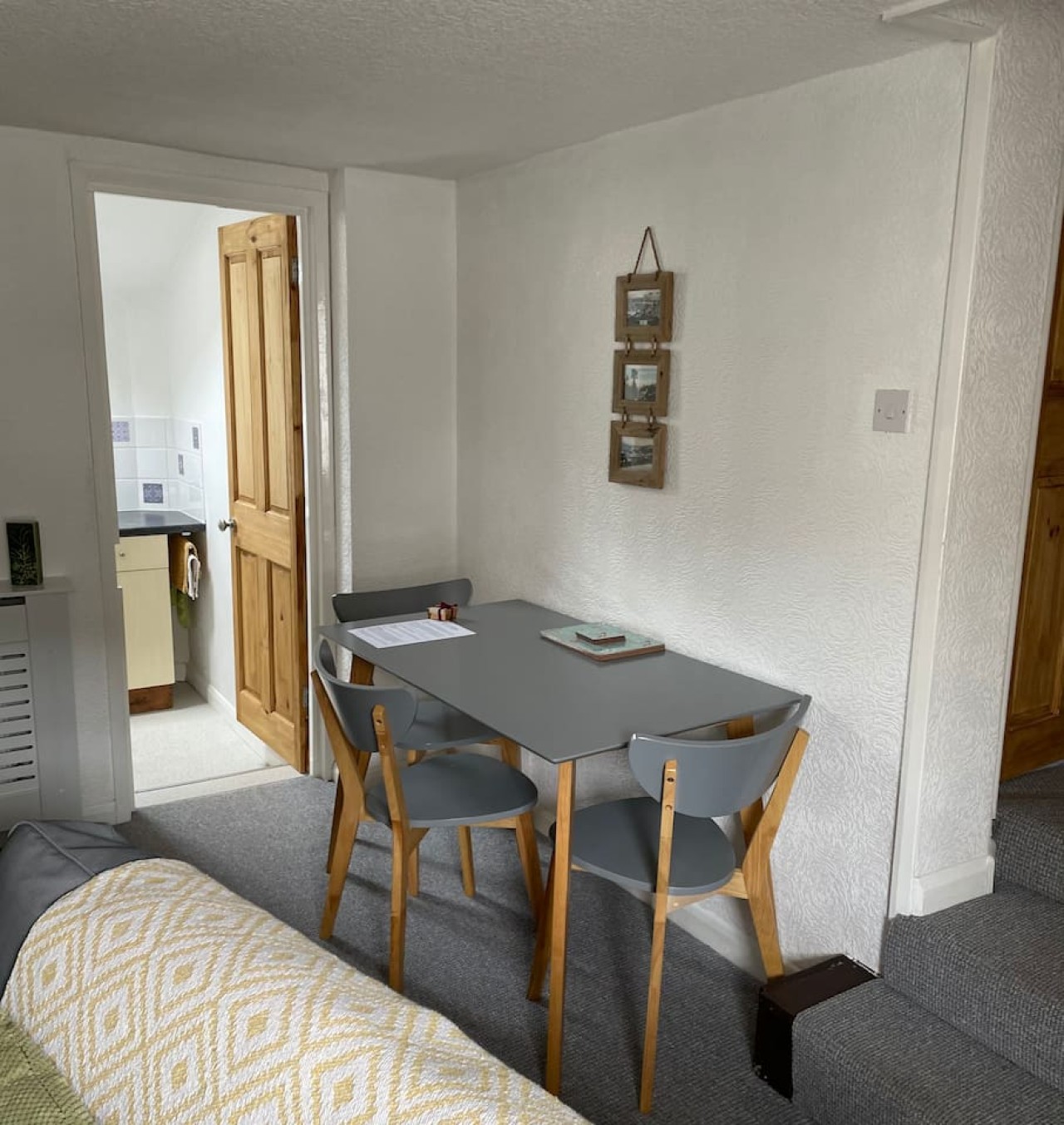 Cornerside, Stokeinteignhead, Devon - Pet Friendly - Photo 2