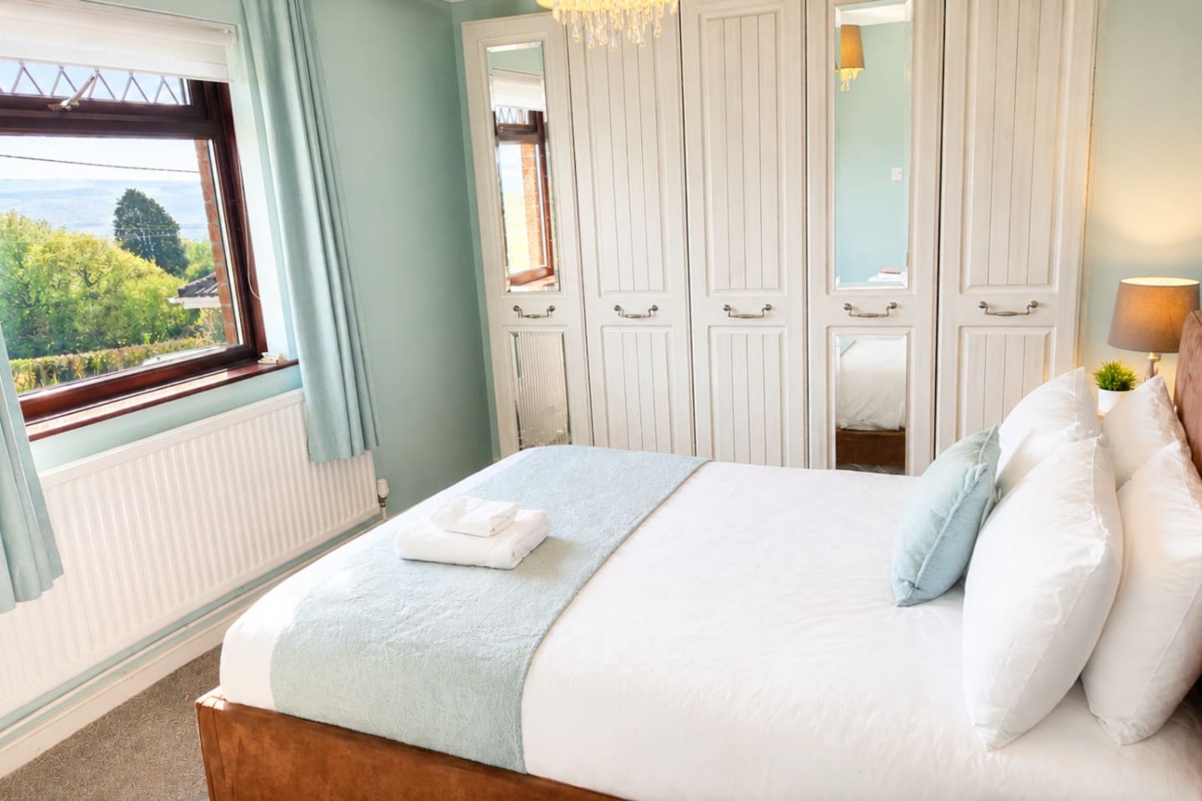 Spacious 4BR Home, Sleeps 8, Nr Pembrey Coast - Photo 5