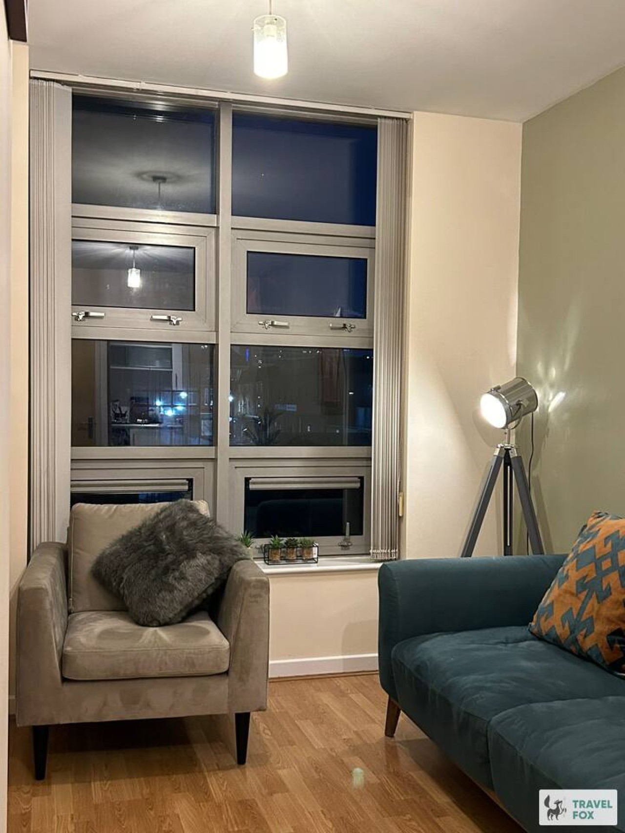 Central Birmingham Flat with Free Parking! - Photo 4