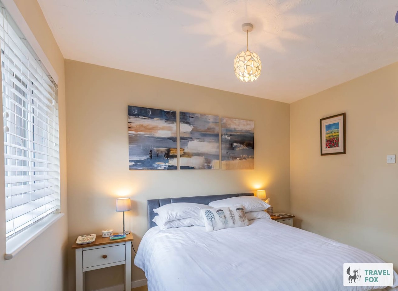 The Hideaway - Cosy Bolthole near Goodwood! - Photo 3