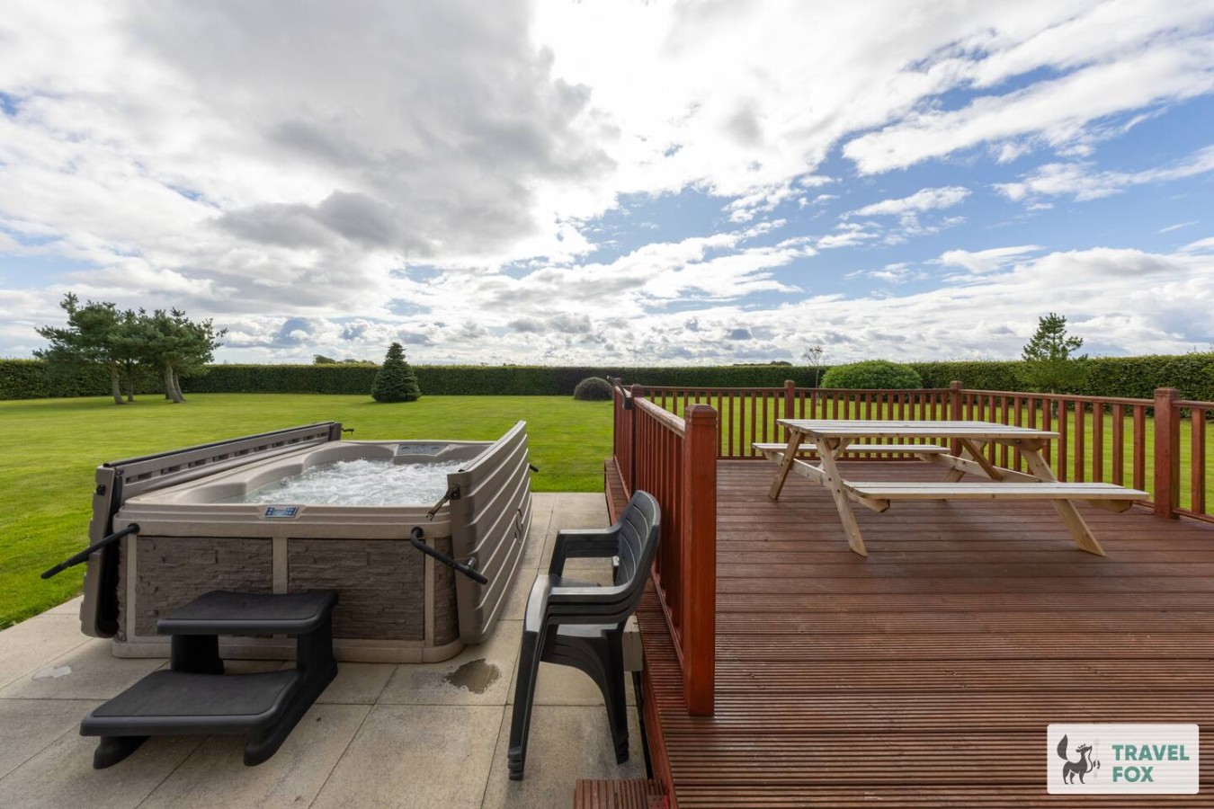 Drummygar Mains - with hot tub and BBQ! - Photo 2