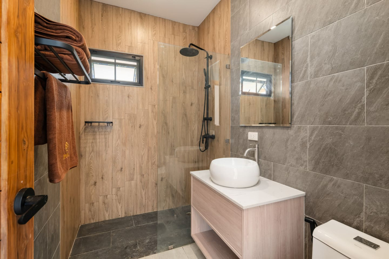 Iremia N27 3-bedroom villa private pool
