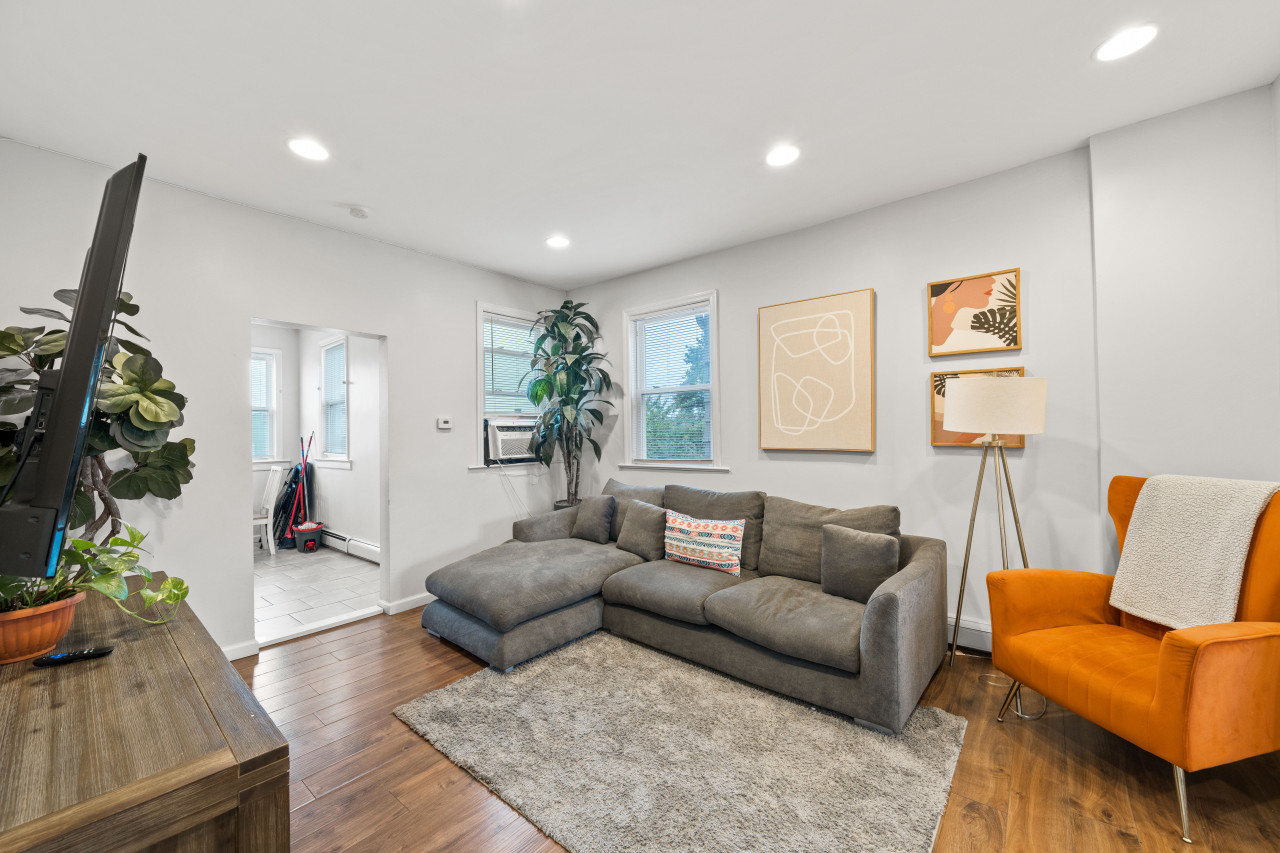 Spacious Duplex With Manhattan Skyline Views - Charming Retreat - New York City