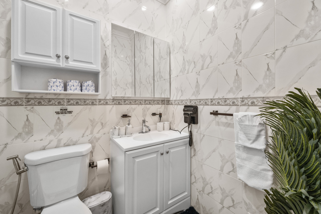 Skyline Haven: Luxe NYC Escape 5