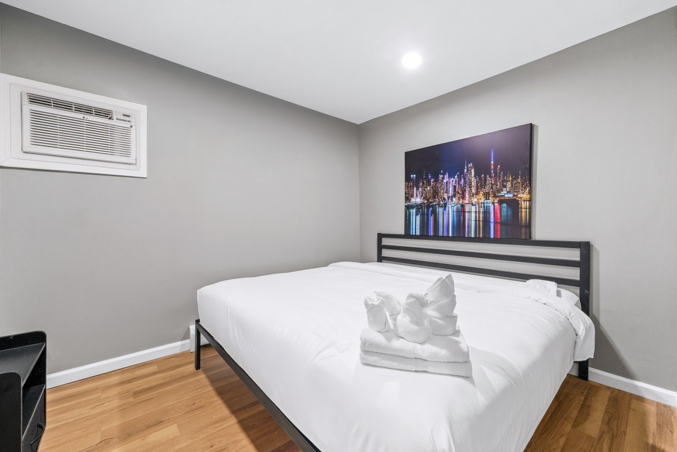 25min to NYC| Sleeps 12| Free Parking| Cold Plunge 2