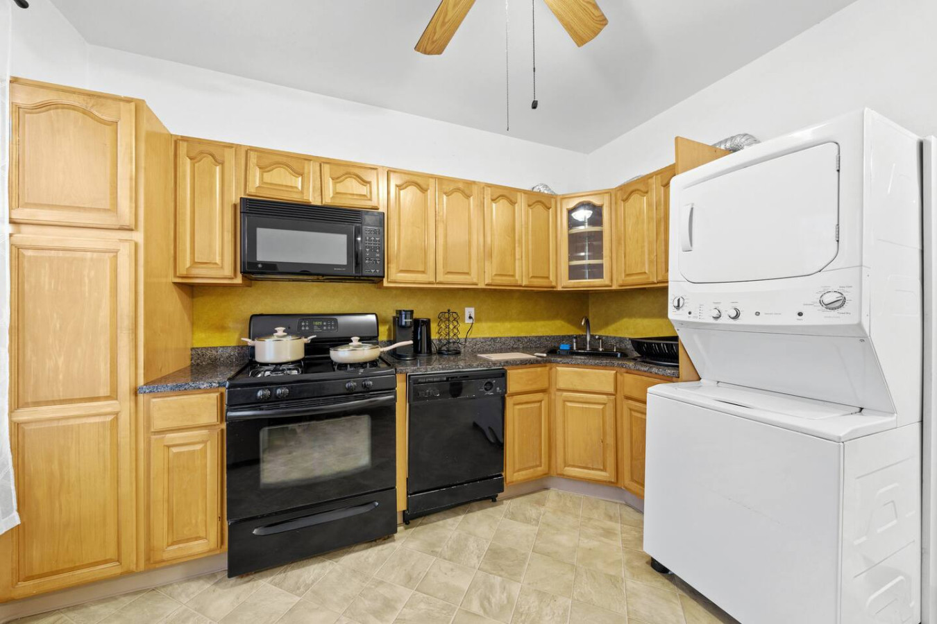 The Hudson Loft | 1 min to NYC Train | Sleeps 8+ 5