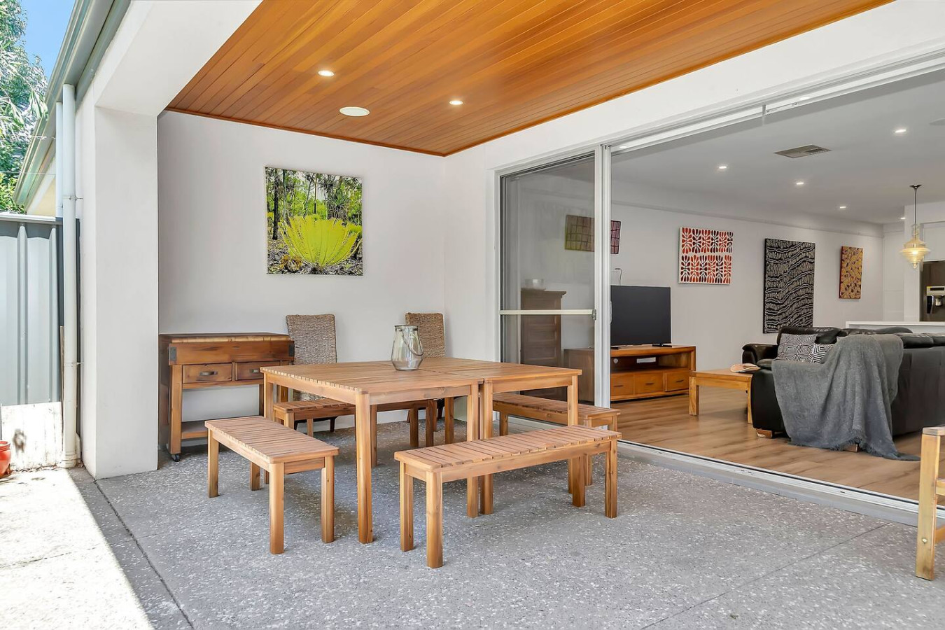 Filmer Art Gallery — 3BR with kayaks, BBQ & study — Glengowrie