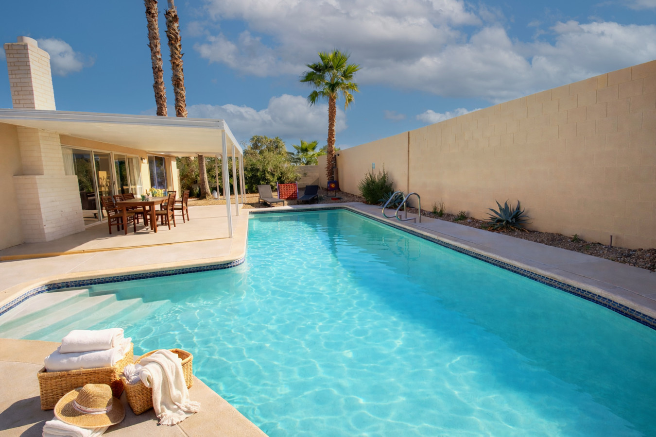 Entire House With Heatable Pool Close To Strip! - Las Vegas, NV