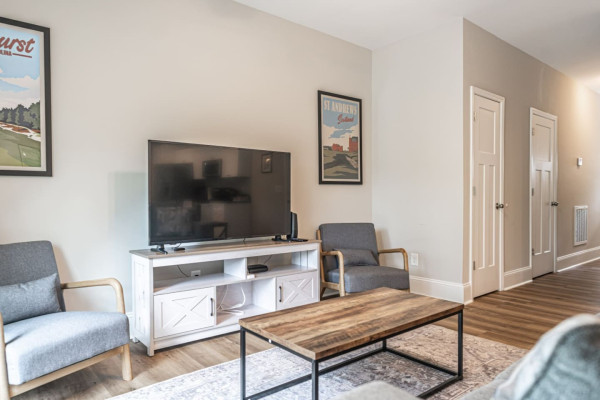 The Sycamore at Ducks Landing