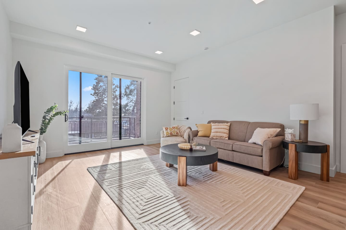 Serengeti Suite in Downtown Eagle