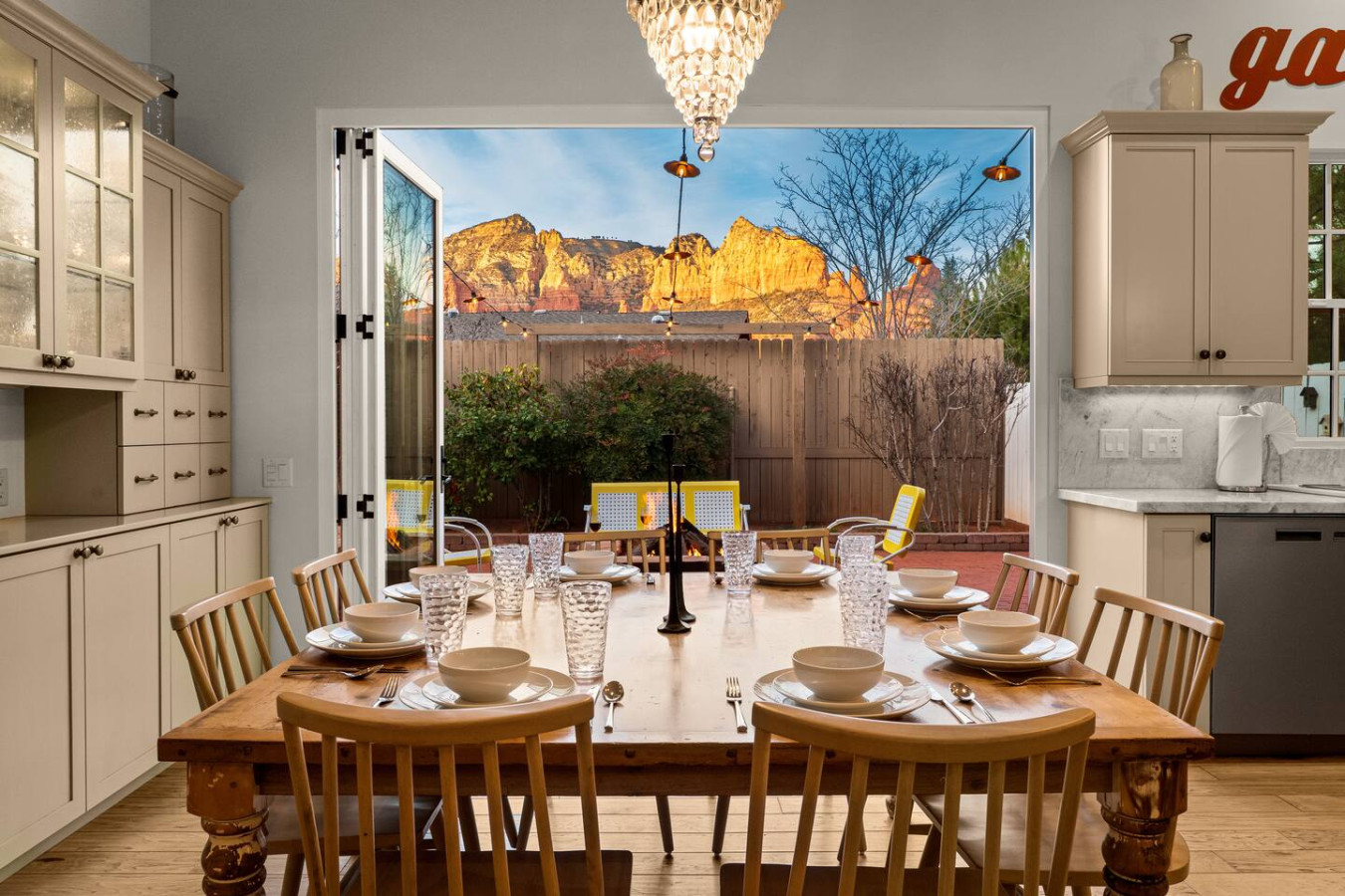 Walk to Uptown + Views, Hot Tub, Fire Pit, Yard — Sedona, AZ — vacation rental