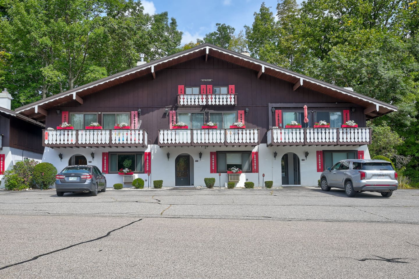 Spacious Retreat Near StoryLand, Ski Mtns & Trails