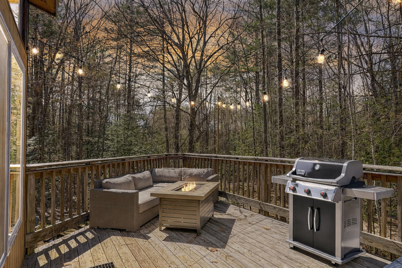 Mt Washington Valley Property Management-deck-1.png
