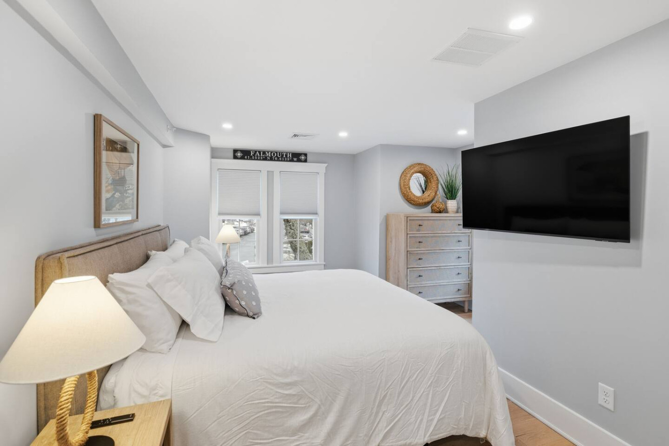 LUX on Main | Downtown | Parking | Sleeps 6, #201
