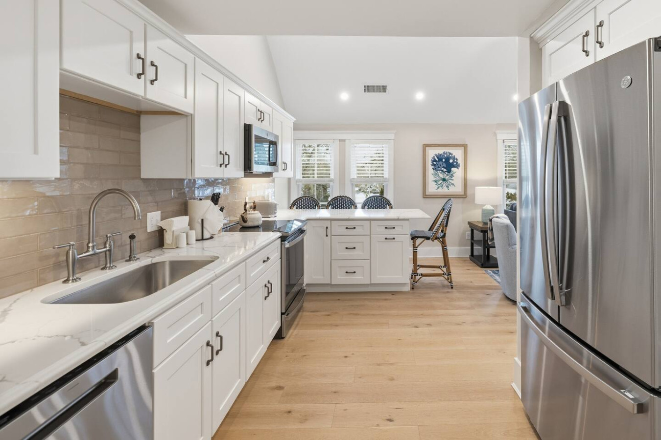 LUX on Main | Downtown | Parking | Sleeps 6, #201