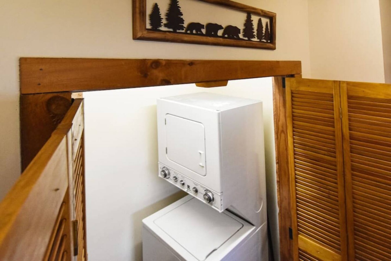 Pets? Yes! Four Master Suites | Step-free entrance
