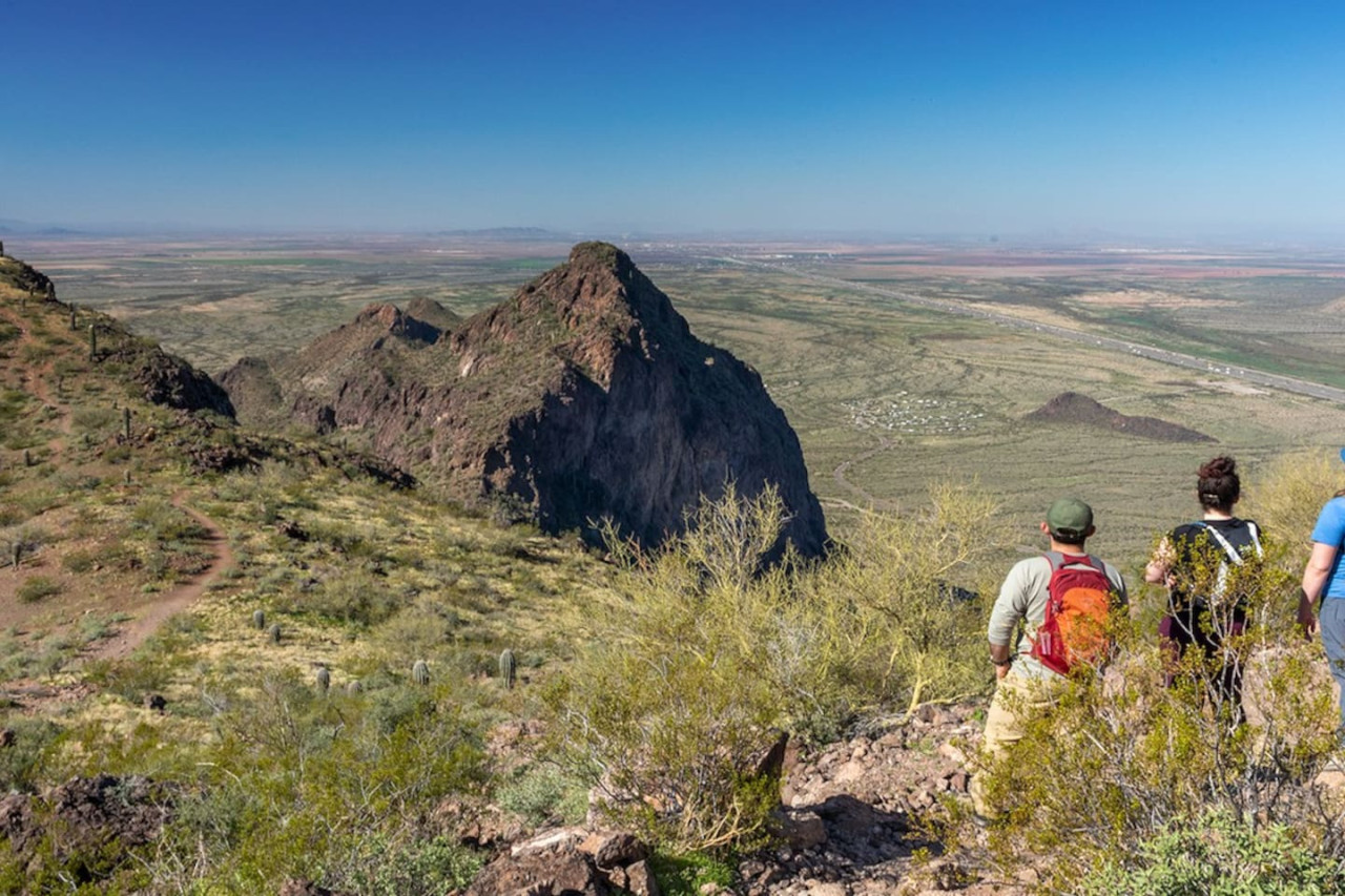 PICACHO PEAK STATE PARK
(30 min drive)