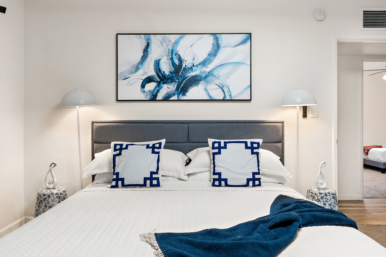 5247 e 6th st-27.jpg