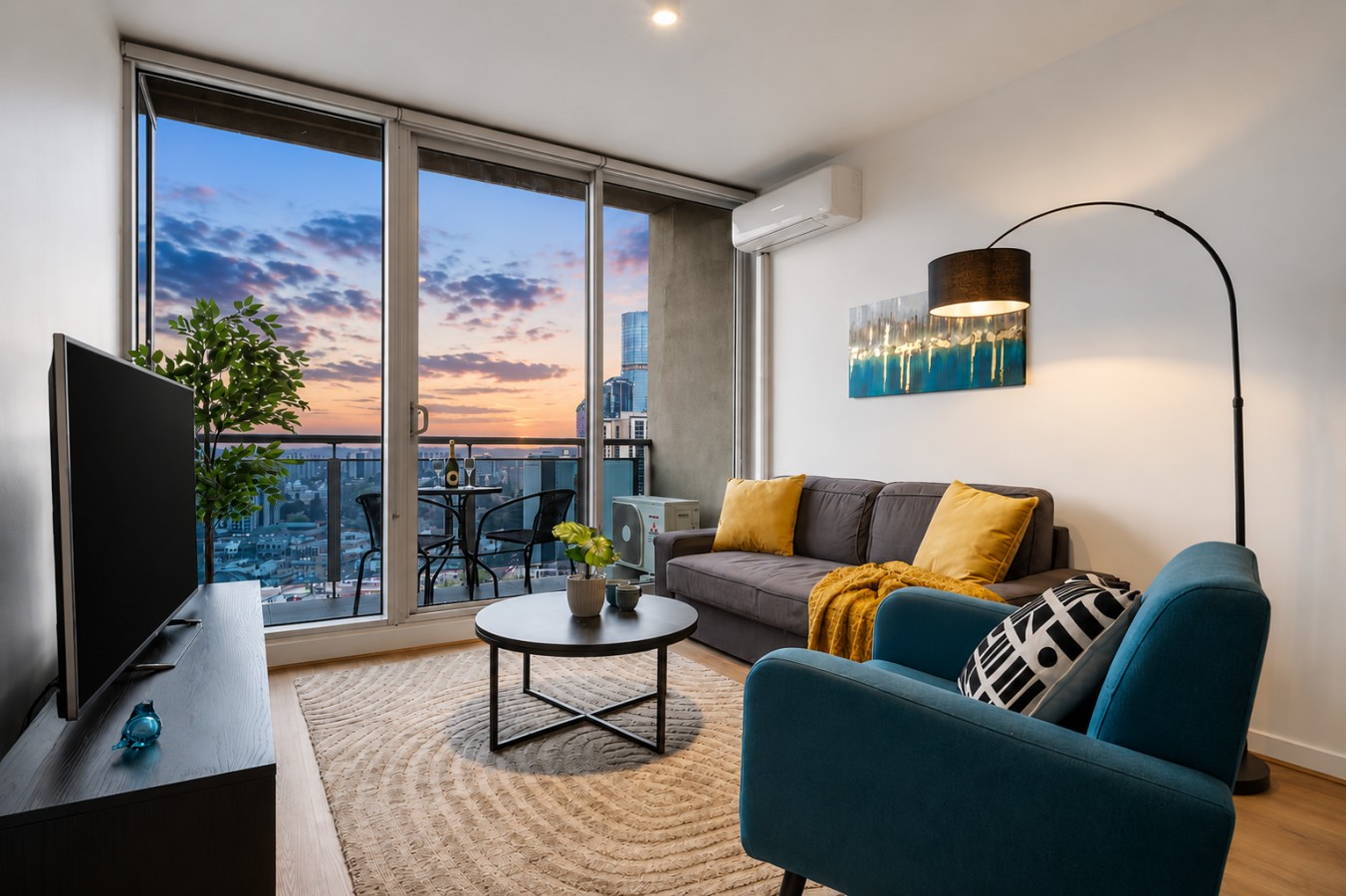 Two-bedroom on level 30