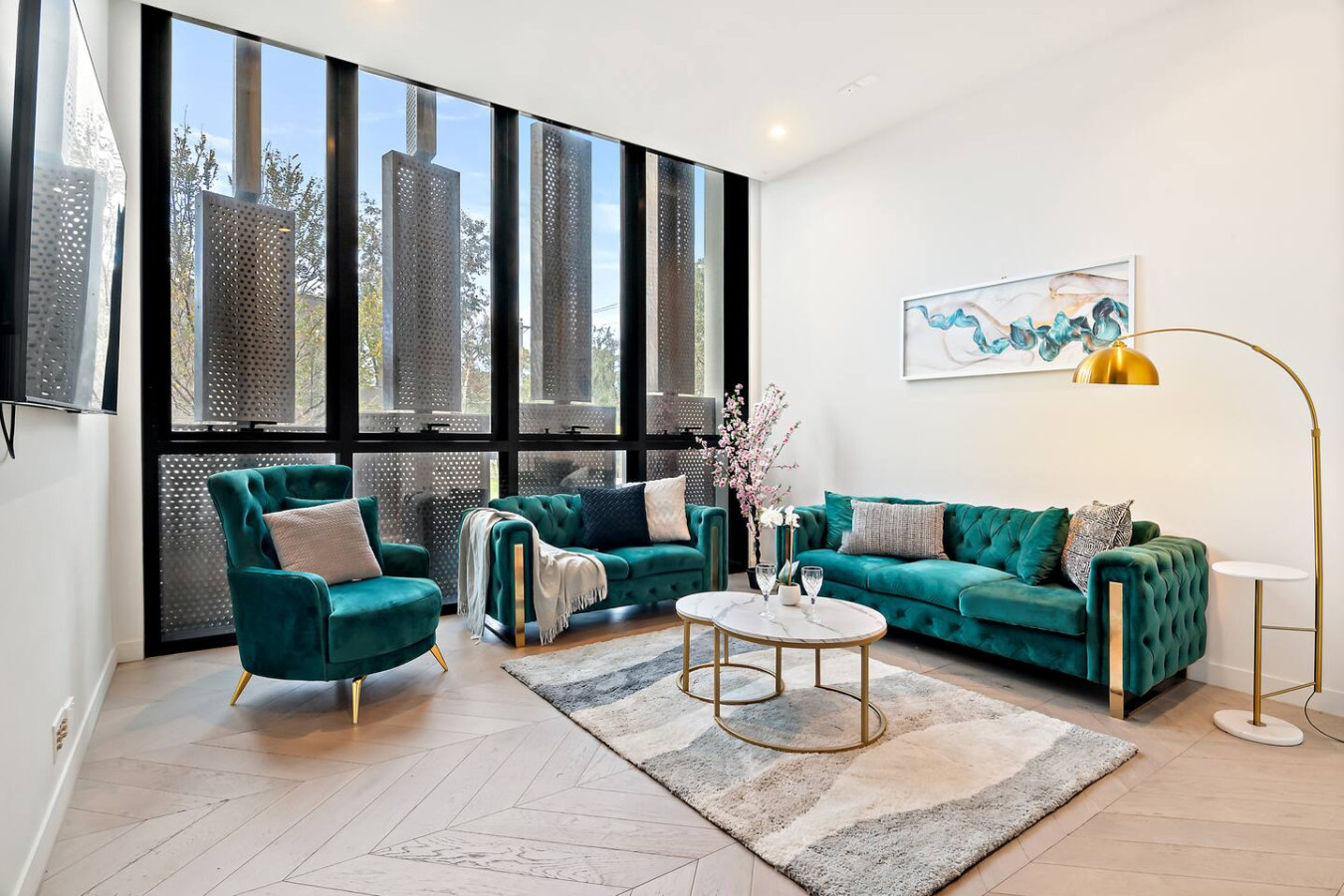 Luxurious 4BR 3-Storey Townhouse in Port Melbourne
