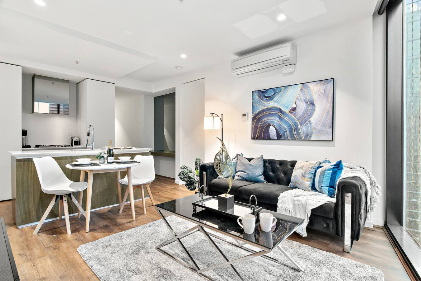 Two-bedroom on level 40