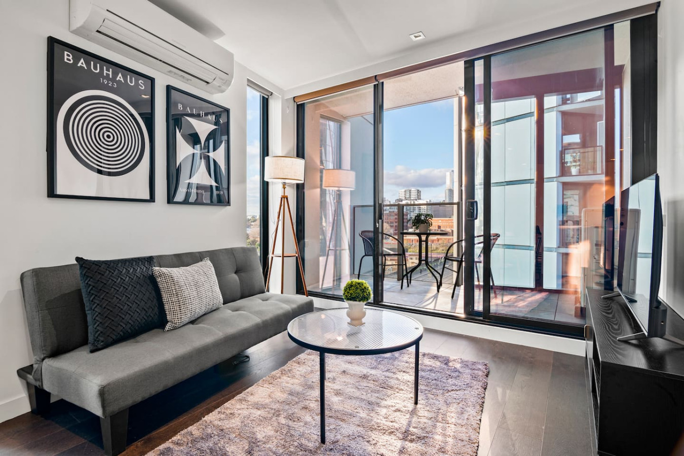 Deluxe balcony two-bedroom on level 8