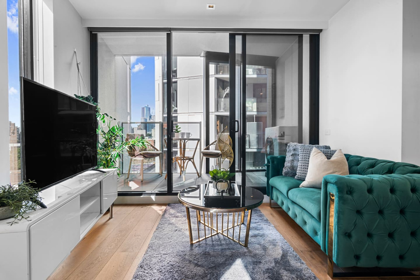 Two-bedroom on level 11