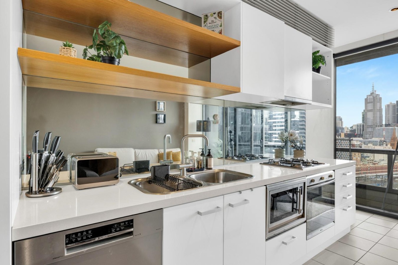 Two-bedroom on level 23
