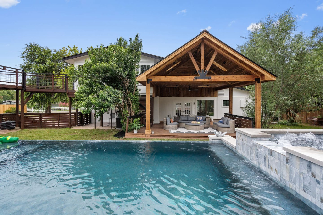 Luxurious Modern Oasis With Private Pool And Spa - Stunning Retreat - Cedar Park, TX