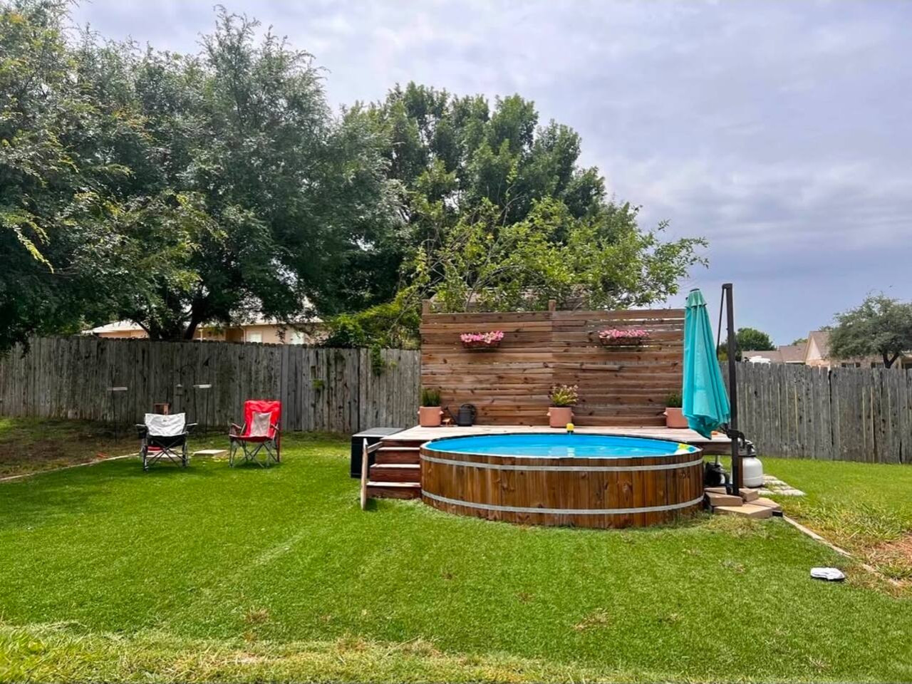 4br Atx Home W/ Cowboy Pool, Fire Pit + Pool Table - Austin, TX