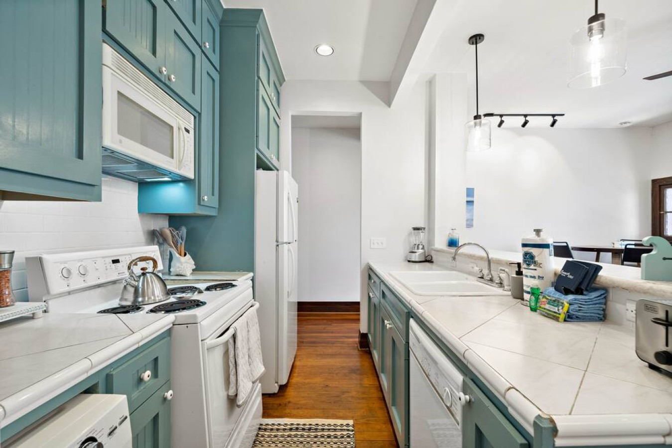 Endless possibilities await in this gourmet kitchen