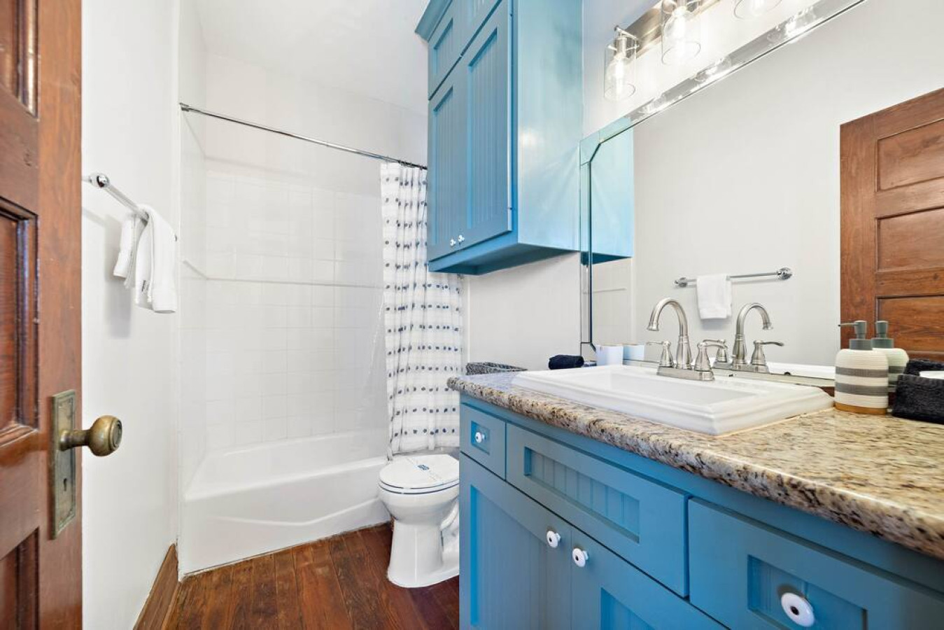 A luxurious bathroom ready for you to enjoy