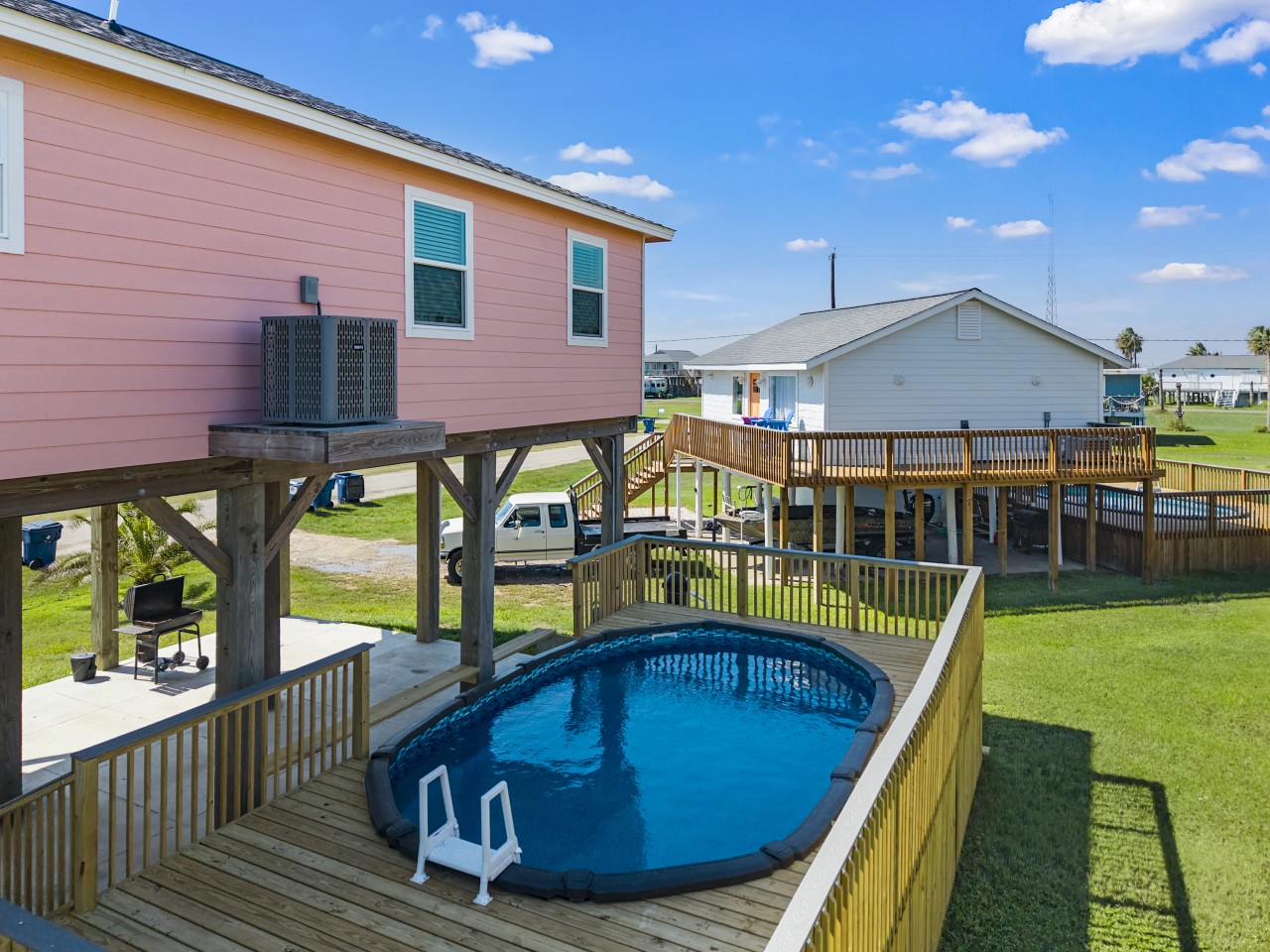14-320 Surf Dr-14