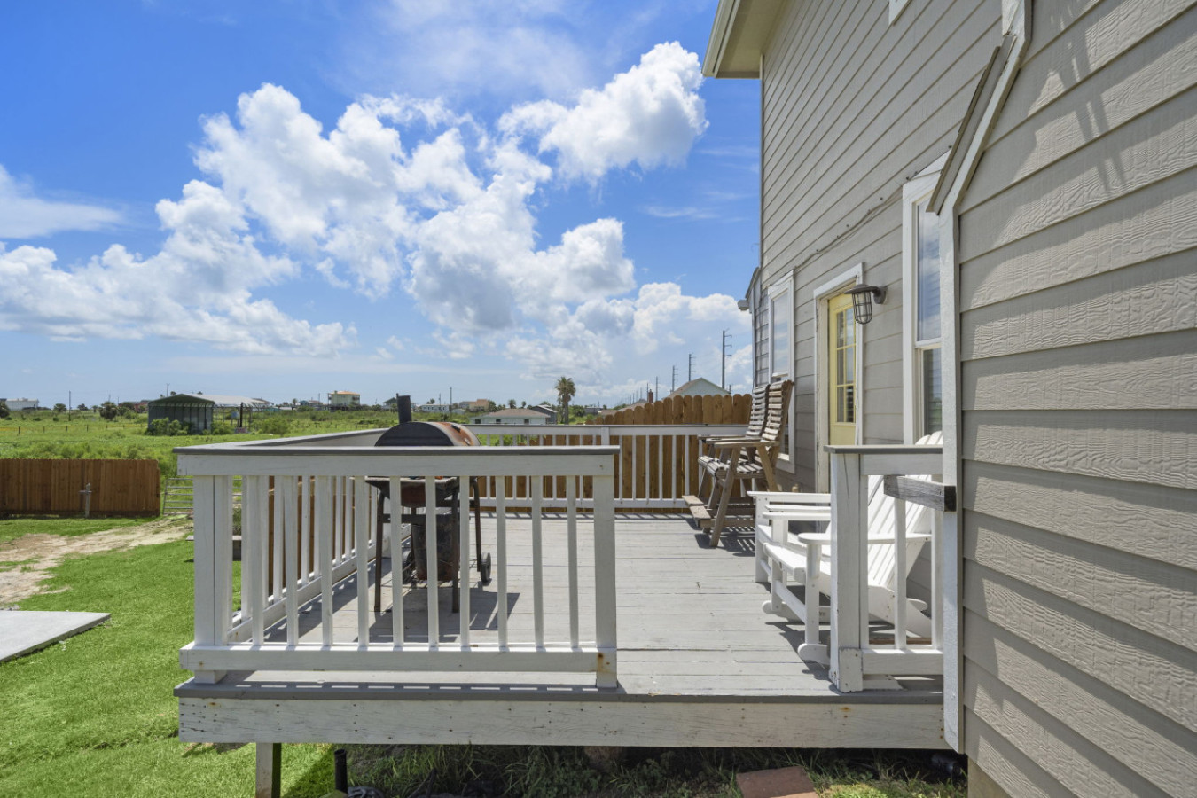 Book today and come relax on the charming porch
