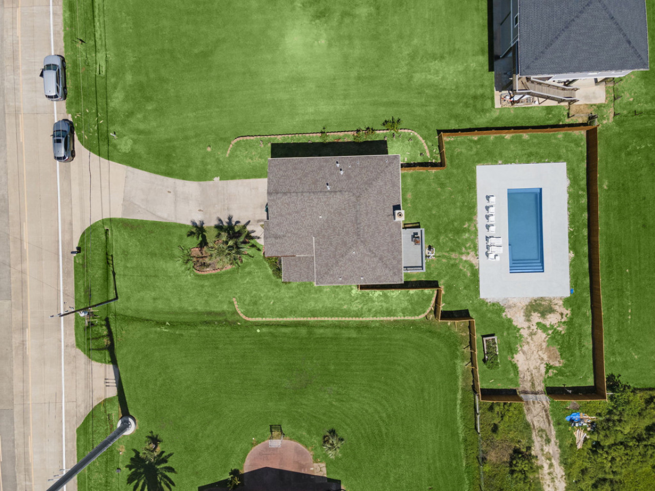 Nestled in a quiet neighborhood. Live like a local!