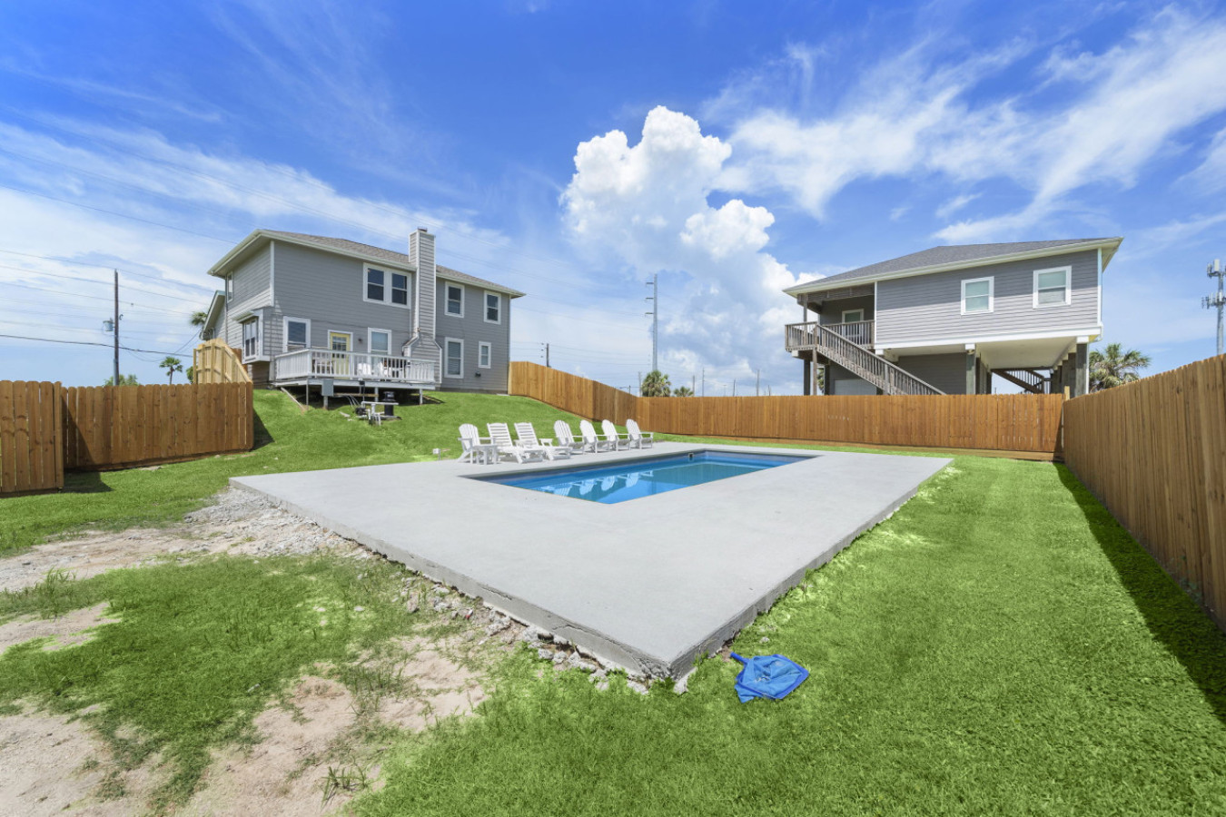 Another angle of the pool