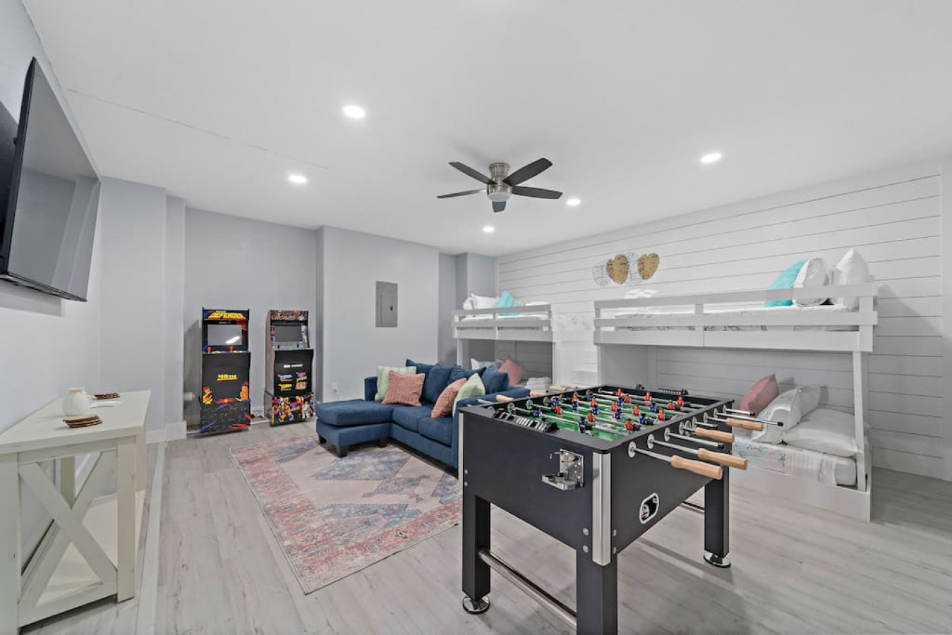 Game room doubles as a sleeping area with 2 sets of double bunk beds