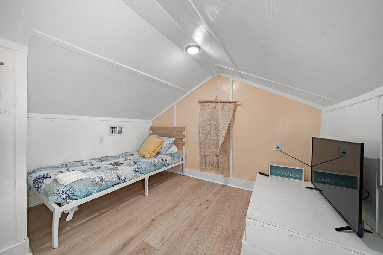Upstairs loft perfect for kids with a Queen and a Twin bed