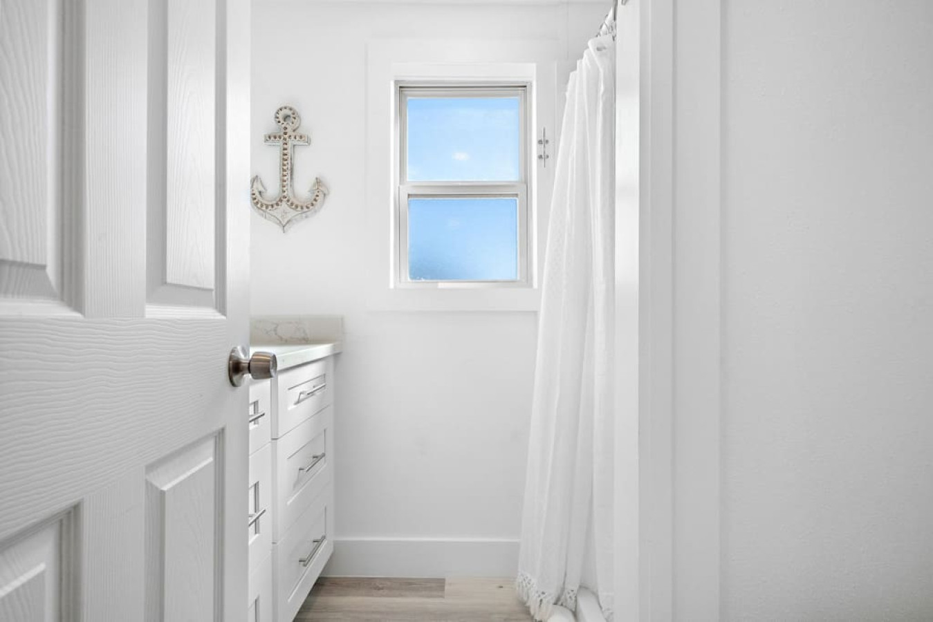 A luxurious bathroom ready for you to enjoy