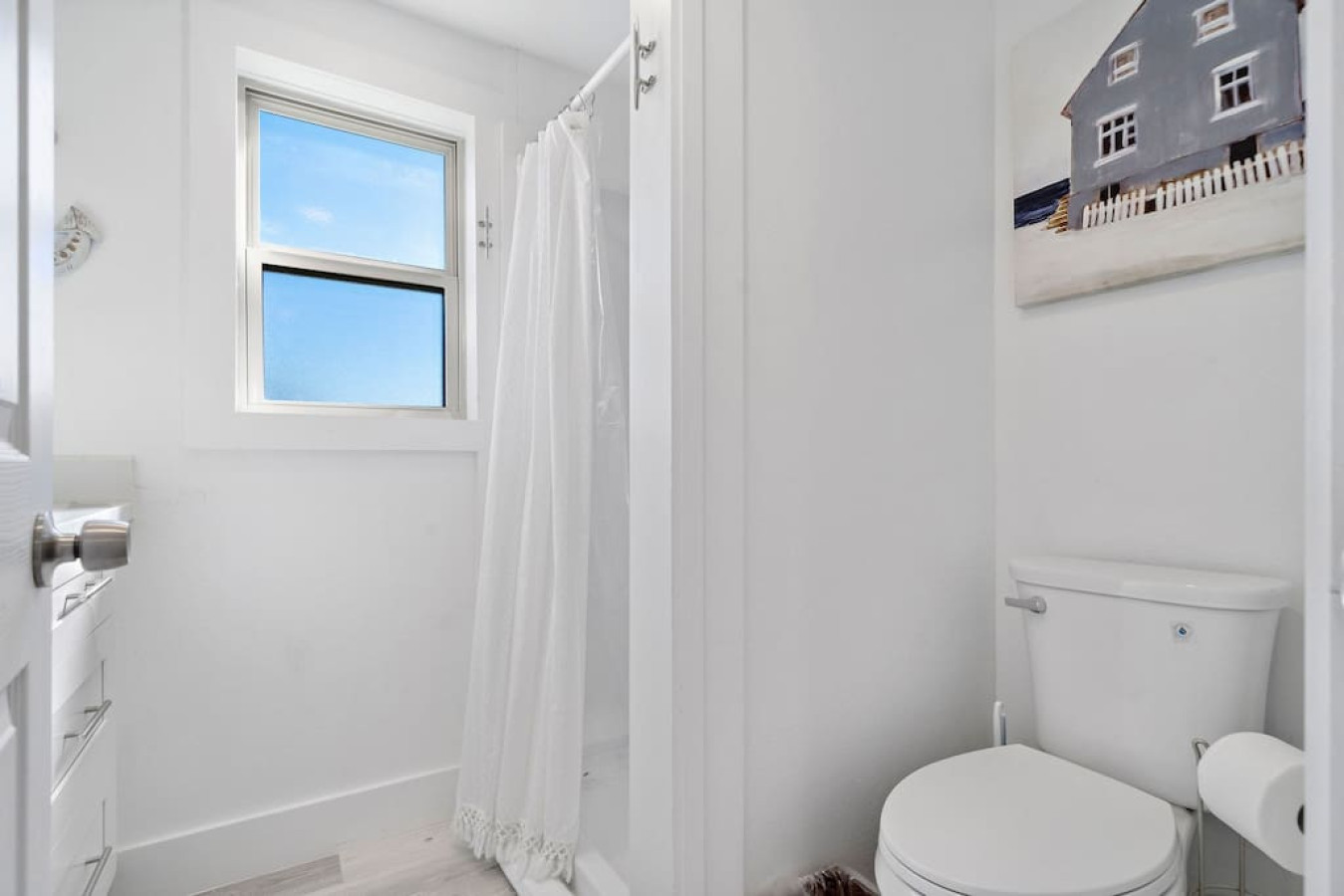 Feel pampered in this beautiful bathroom