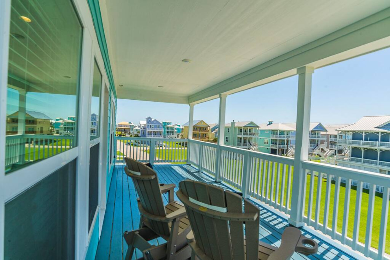 A porch retreat that captures the essence of outdoor living