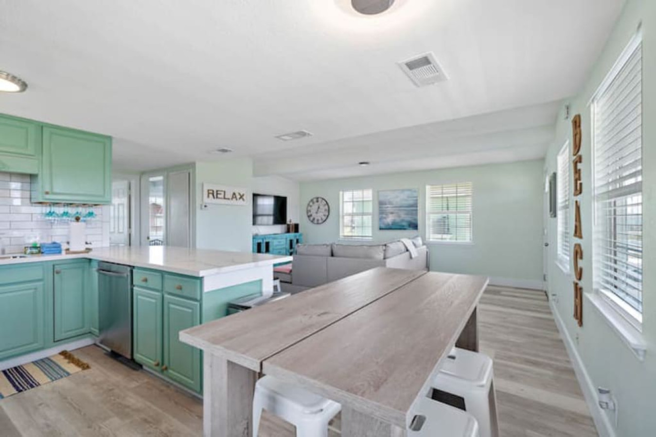 Create lasting memories around the dining table