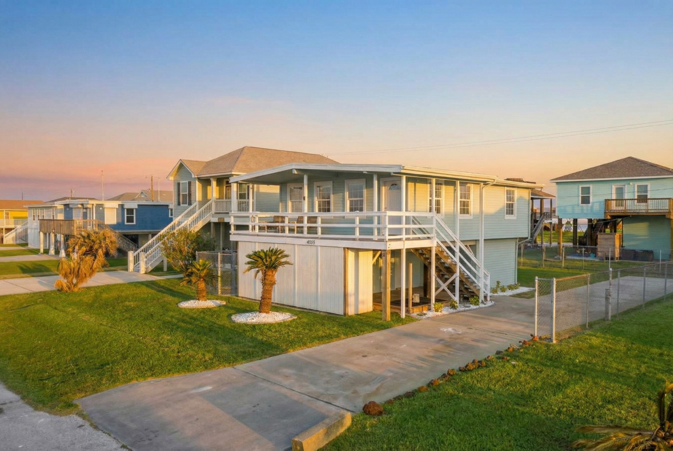 Family fun & endless beach adventures await